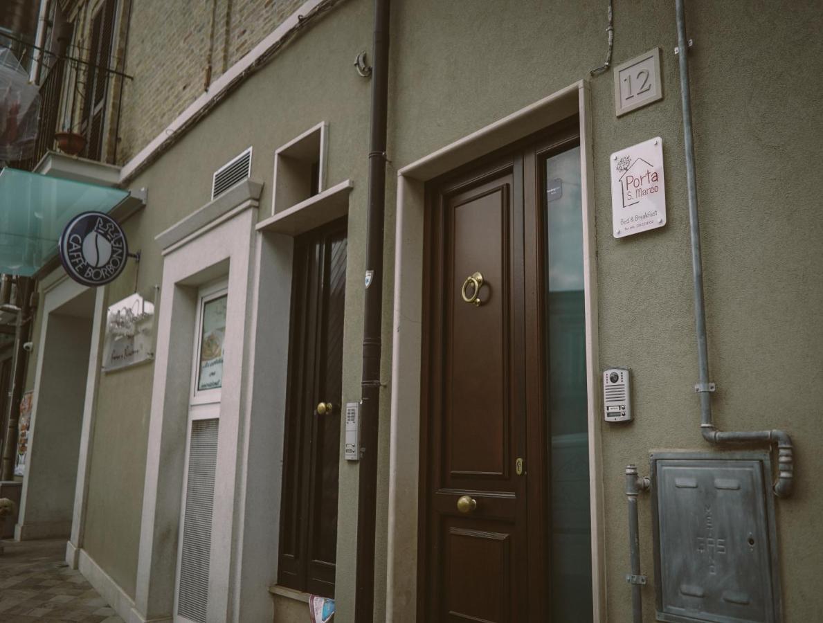 B&B Porta San Marco San Severo Εξωτερικό φωτογραφία